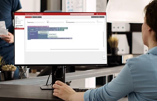Low Code bietet Unternehmen die Möglichkeit, ihre Logistiksoftware individuell anzupassen – schnell und flexibel, ohne tiefes Programmierwissen.
