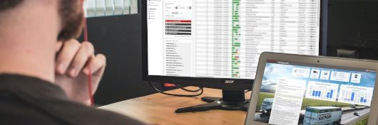 Hartmann International's logistics experts work in the new digital customer portal provided by EIKONA Logistics.