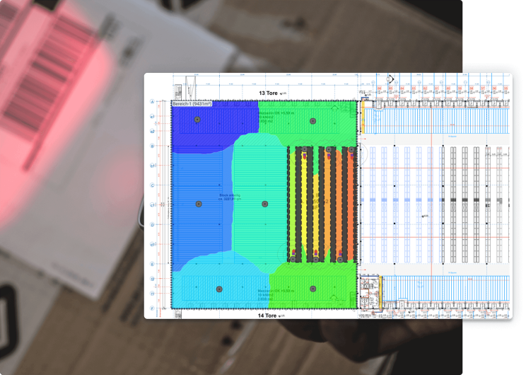 WLAN Planung für eine Logistikhalle dargestell auf einem Screen.