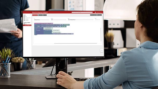 Low Code bietet Unternehmen die Möglichkeit, ihre Logistiksoftware individuell anzupassen – schnell und flexibel, ohne tiefes Programmierwissen.